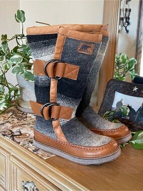 Sorel Wool Blanket Boots